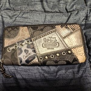 Womens Coach wallet